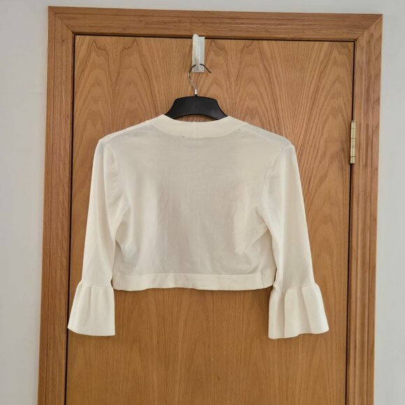 LE CHATEAU sz small white bolero - Picture 3 of 4